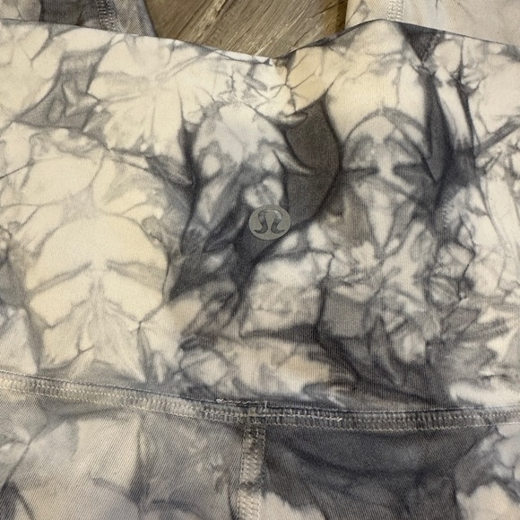 Lululemon Wunder Under Hi-Rise Shibori Dual Shibori Antique White Baltic Grey - Picture 6 of 8